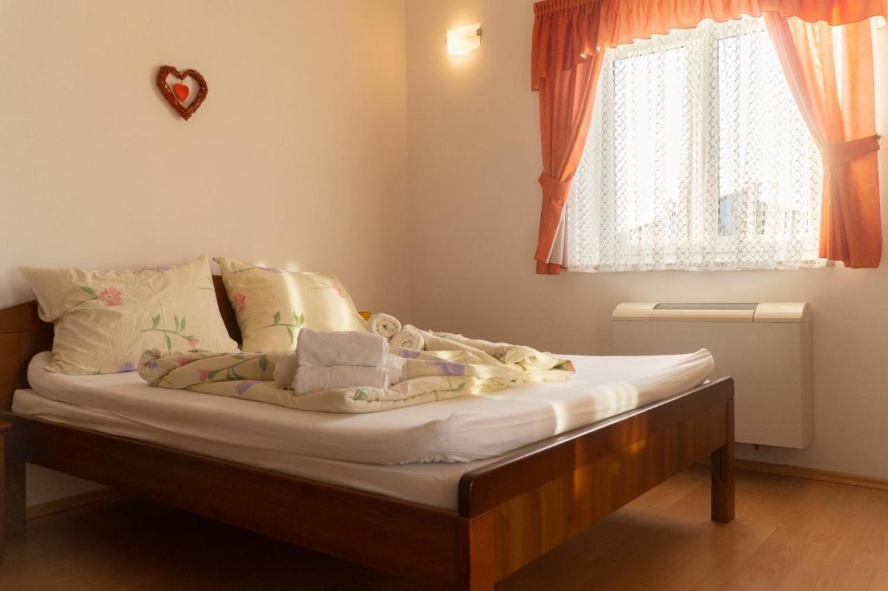 Villa Chiara Крница Екстер'єр фото